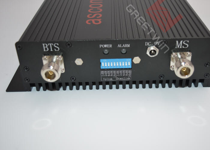23dBm ပါဝါ Dual Band ဆဲလ်ဖုန်း Signal Boosters GSM 900MHz WCDMA 2100MHz
