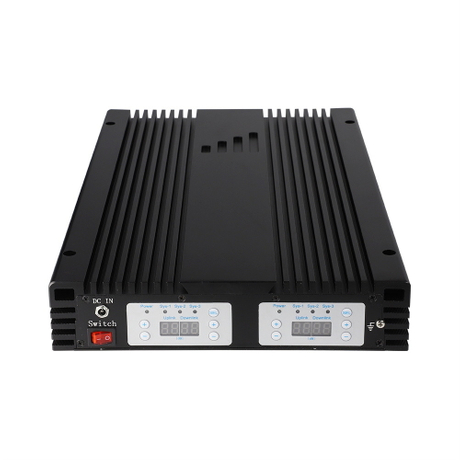 GSM WCDMA Mobile Signal Booster AC240V IP40 ဆဲလ်ဖုန်း Network Repeater