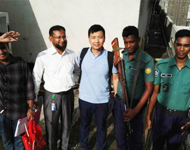 Dhaka မြို့တော်ရဲတပ်ဖွဲ့တွင် 20-6000MHz VIP ဗုံးပိတ်ဆို့မှု ကို ထည့်သွင်းပါ။